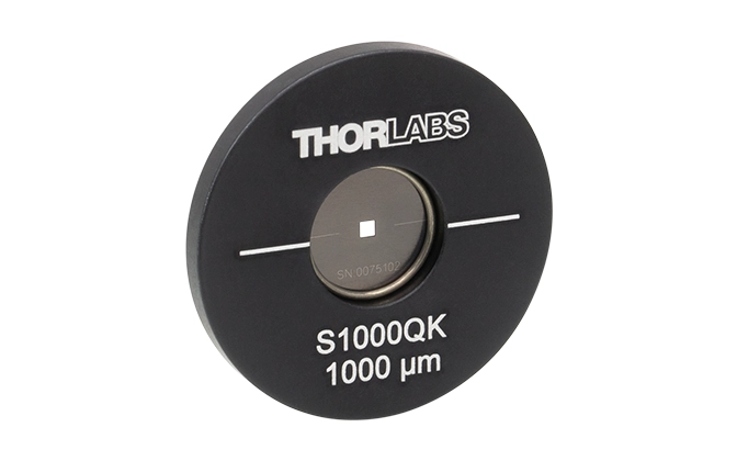 精密ピンホール、正方形 · ソーラボジャパン (Thorlabs)