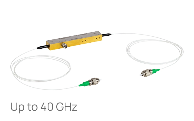 Thorlabs · LN変調器(ファイバー結合型電気光学(EO)変調器)、830 nm